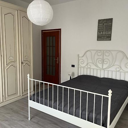 דירות לריצ'י Casa Di Bianca מראה חיצוני תמונה