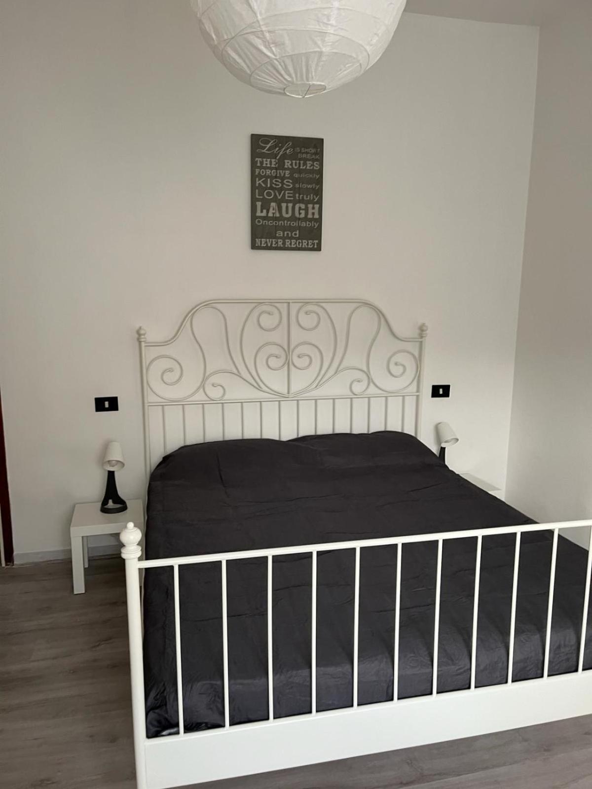 דירות לריצ'י Casa Di Bianca מראה חיצוני תמונה
